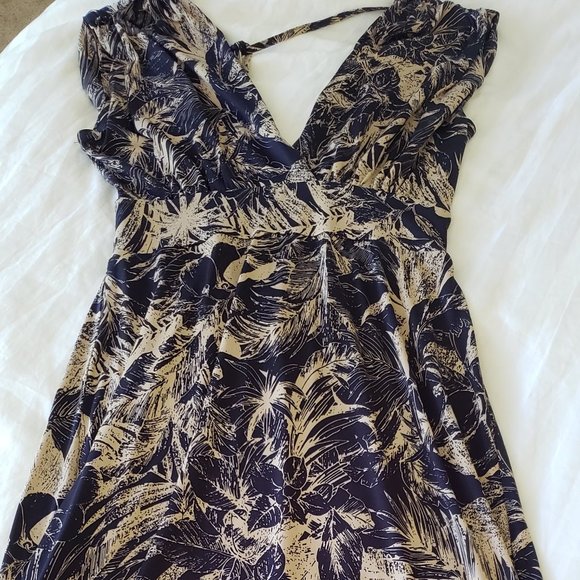 VeronicaM Dress - Size 3/4 (small - med) - Picture 2 of 6